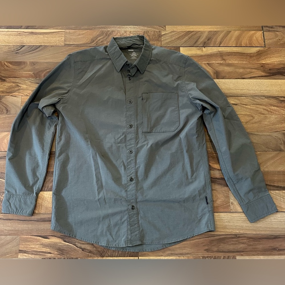 Swiss Tech Men's Light Brown Casual Button-Down Shirt